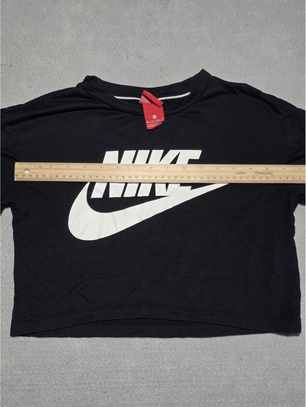 Nike Women's Sportswear Essential Crop Top T-Shirt Black White Logo XS - Picture 5 of 10